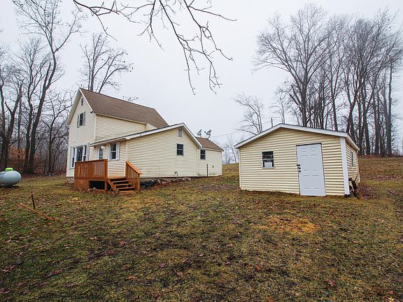 2nd image of 16620 Church St