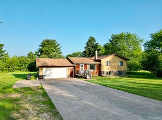 134 Kivela Rd, Negaunee, MI 49866