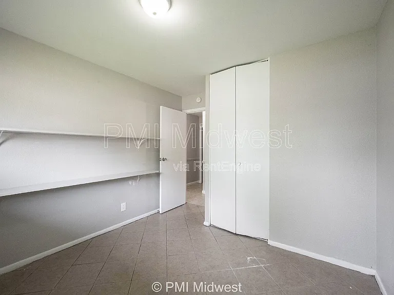 5925 Sunwood Dr — Photo 18