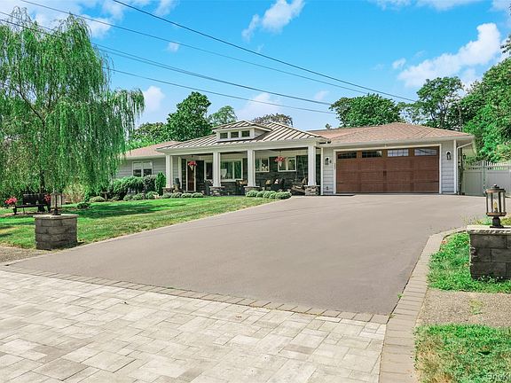 4th image of 6 N Howells Point Road