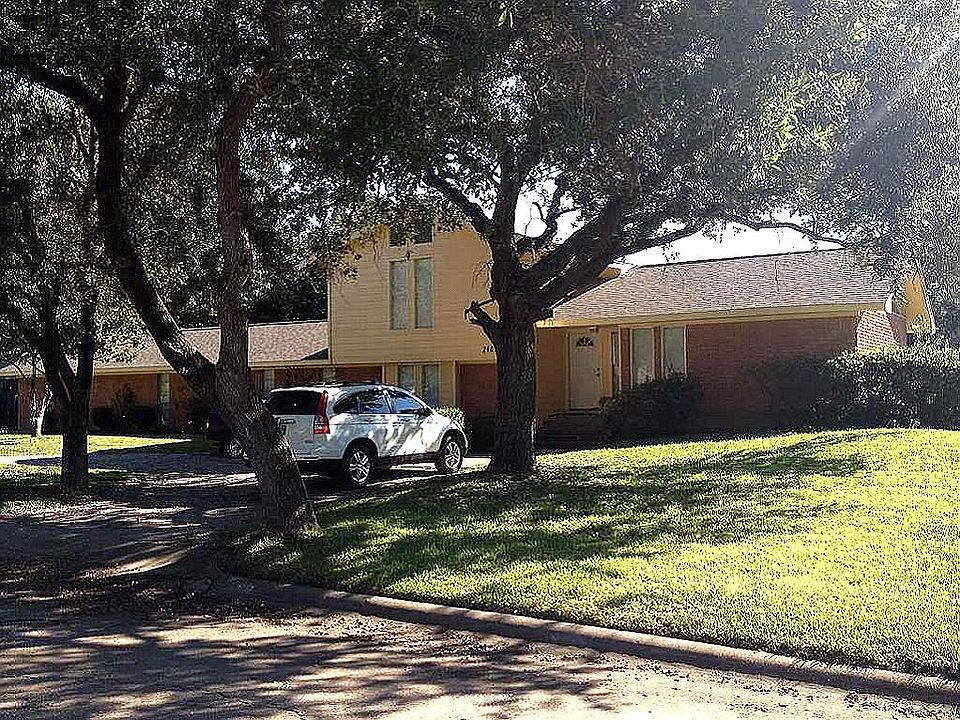 Lovely home on corner lot in quiet subdivision
