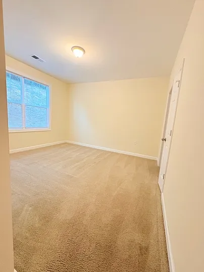62 Windgate Cir #102 — Photo 17