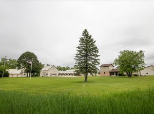 11052 S 76th St, Franklin, WI 53132