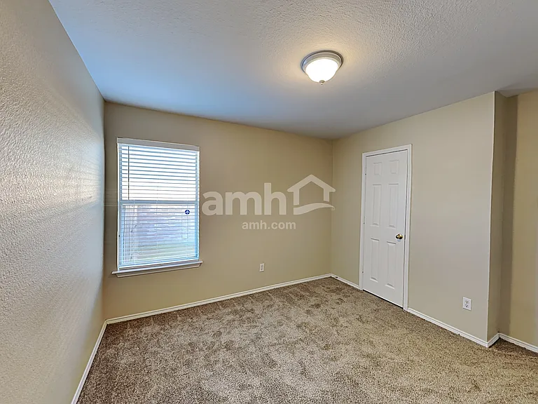 1014 Sage Brush Trl — Photo 16