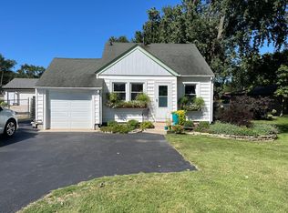 725 S Cedar Rd, New Lenox, IL 60451