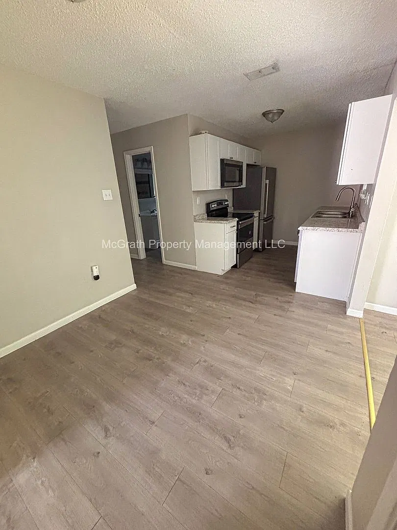 2506 Hidden Valley Drive — Photo 4