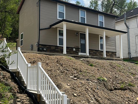 2nd image of 1150 Oakmont Ave