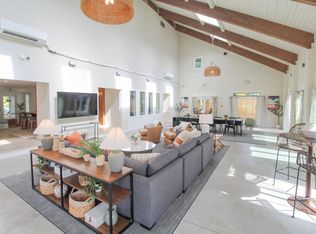 Arbour Court, Seattle, WA 98168