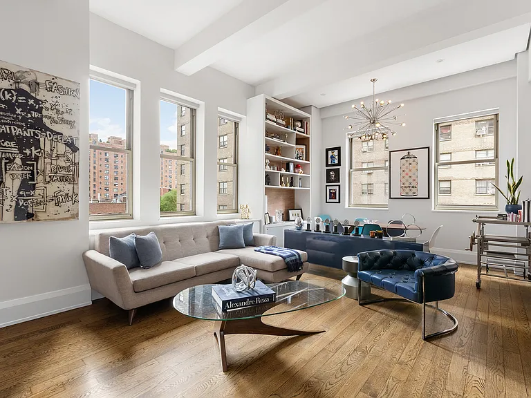 263 9th Ave #5D — Photo 1