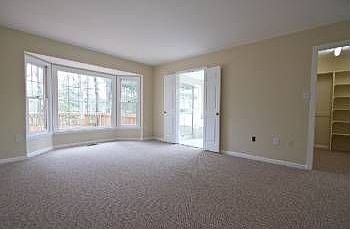3rd image of 12511 Summer Pl