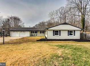 4400 Middle Ridge Dr, Fairfax, VA 22033