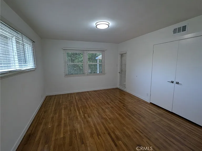 6829 McLennan Ave — Photo 27