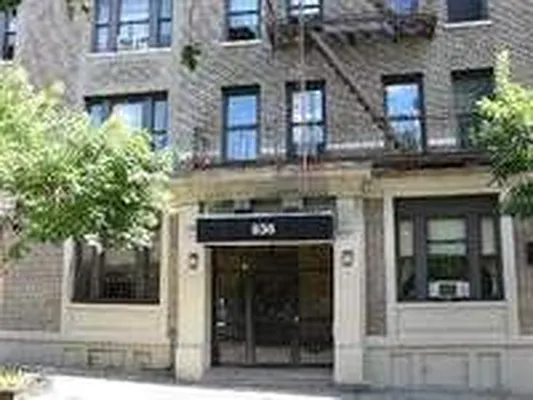 Rented by RC Realty Group of New York Inc | media 50