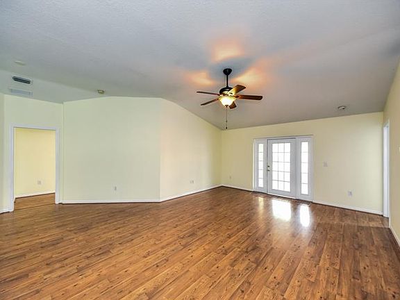5th image of 12034 Butler Woods Cir