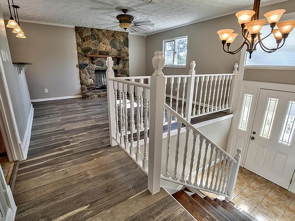5th image of 5843 Gumwood Dr