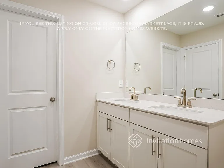 1181 Greenville Way — Photo 16