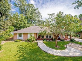 5884 Arden Pl, Baton Rouge, LA 70806