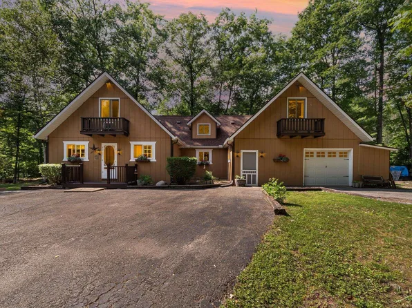 1161 Rainbow Dr, West Branch, MI 48661