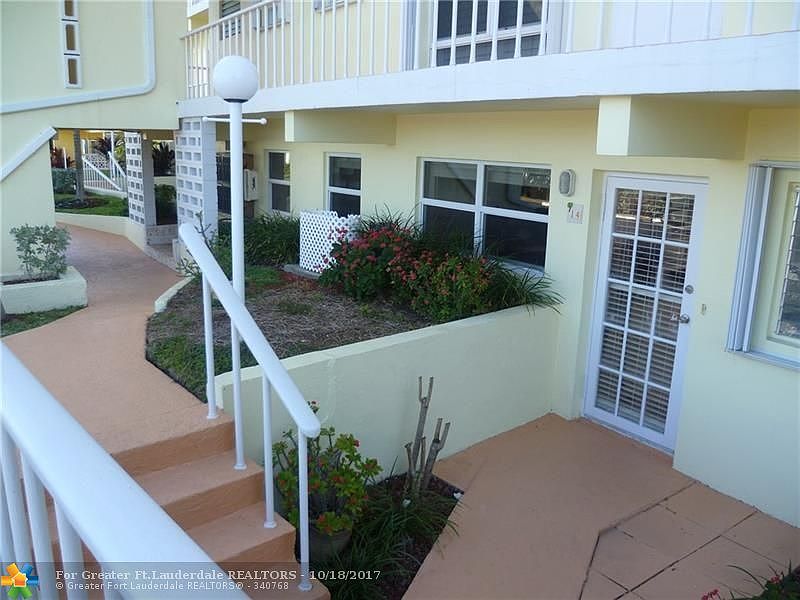 1st image of 1041 Hillsboro Mile APT 14