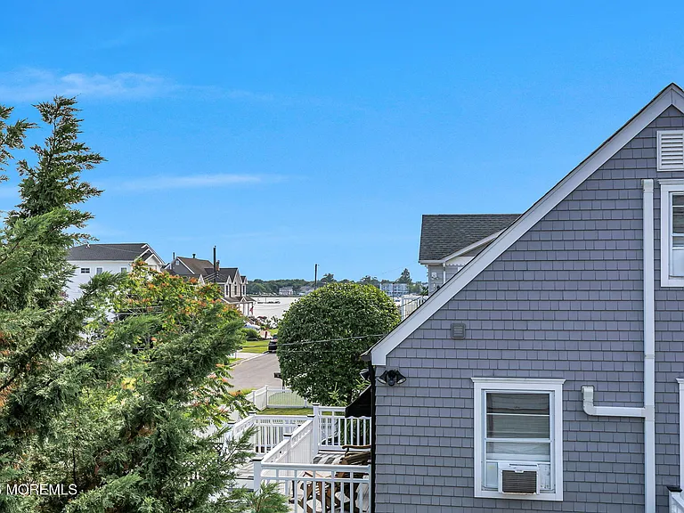 3 Monmouth Pl — Photo 25