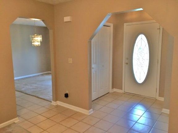 4th image of 266 Lee Road 309