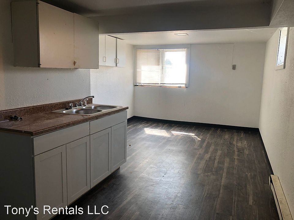 2nd image of 227 Park Rd #11742963