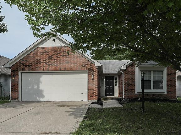 3rd image of 1524 N Park Vista Ct