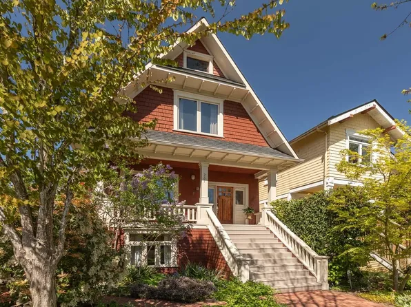 237 E 24th Ave, Vancouver, BC V5V 1Z7