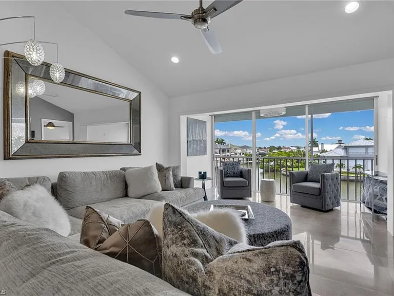 10684 Gulf Shore Dr #B-302 — Photo 10