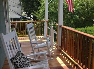 37 2nd Ave, Port Washington, NY 11050