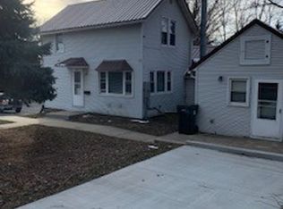 1215 Walnut St, Cedar Falls, IA 50613
