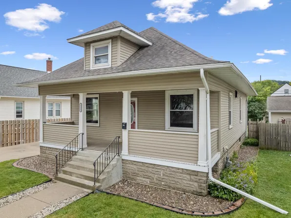 1223 W 5th St, Winona, MN 55987