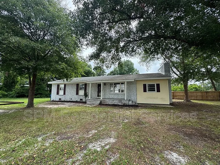 331 Forest Park Rd — Photo 2