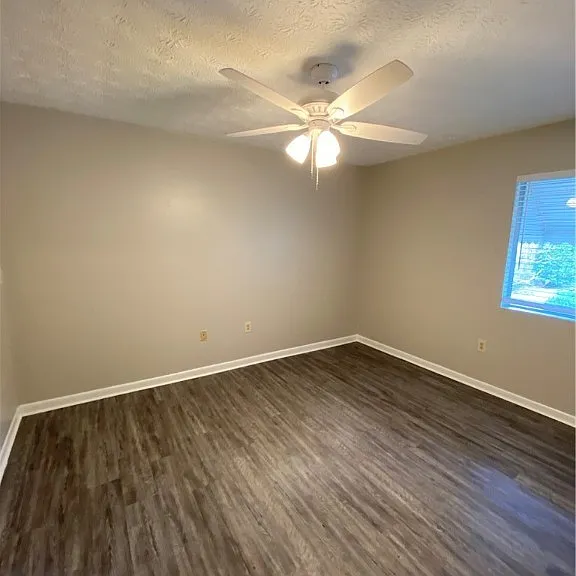 2303 Beaumont Dr — Photo 15