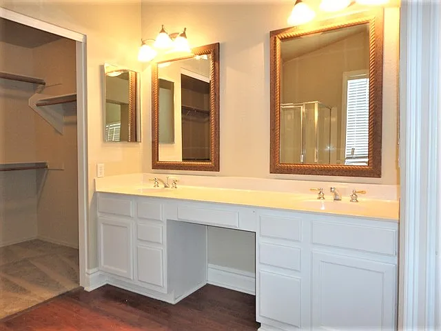 9715 E Inverness Ave — Photo 4