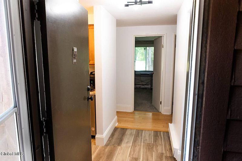 4th image of 356 N Village Boulevard