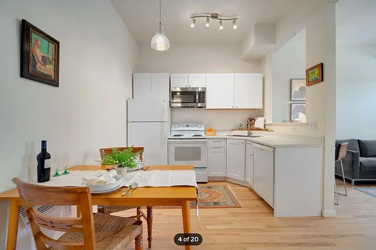 1425 N Washington St #202 — Photo 10
