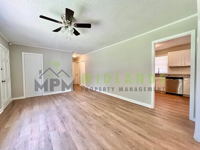 202 Partridge Dr — Photo 8