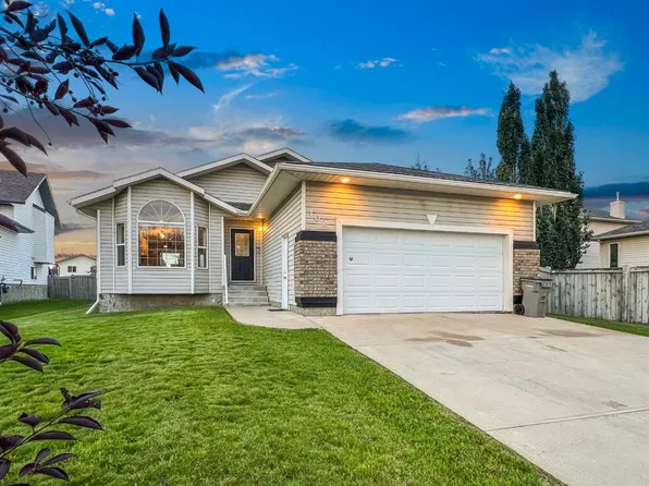 102 E Pinnacle Cres, Grande Prairie, AB T8W 2T1