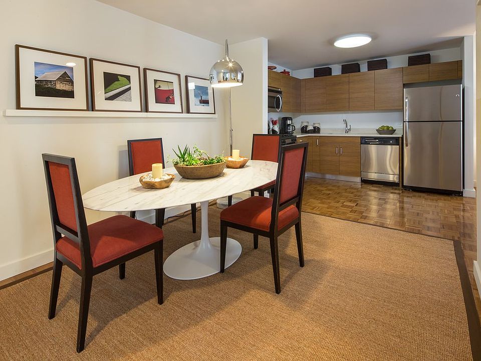 1st image of 530 W 45th St APT 2A