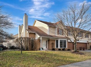 10135 Cambridge Ct #G, Mokena, IL 60448