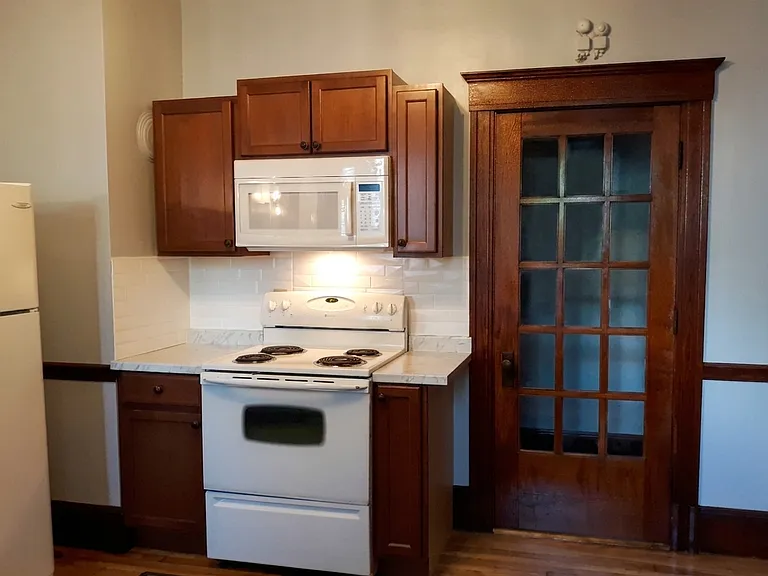 67 Thorndike St #1 — Photo 8