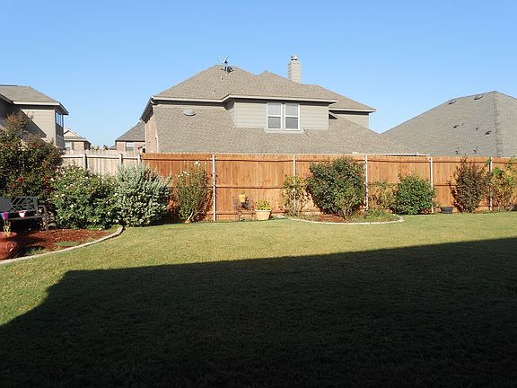 5th image of 1429 Palestine Dr