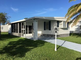 1008 Oriole Cir, Barefoot Bay, FL 32976