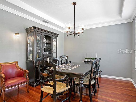 5th image of 10106 Parley Dr