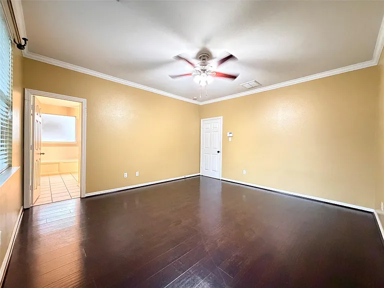 211 Briar Trace Ln — Photo 22