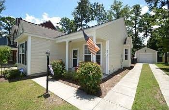 1st image of 4819 Holly Berry Ln