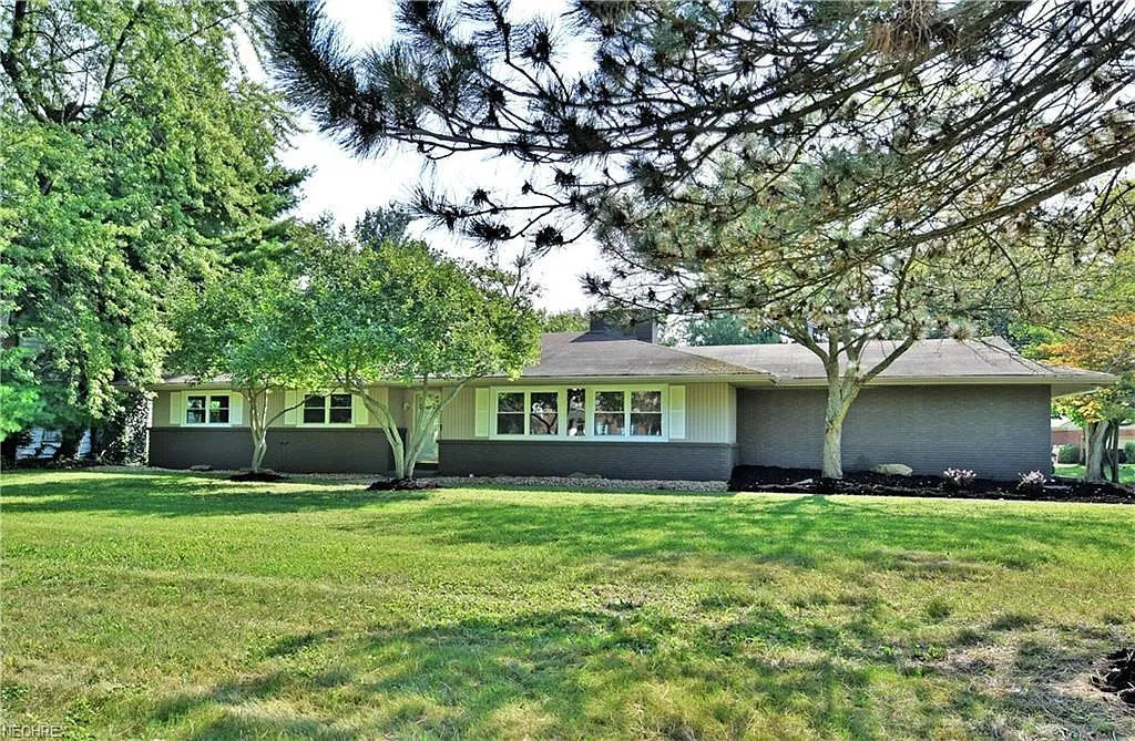530 Butler Rd NE photo 1