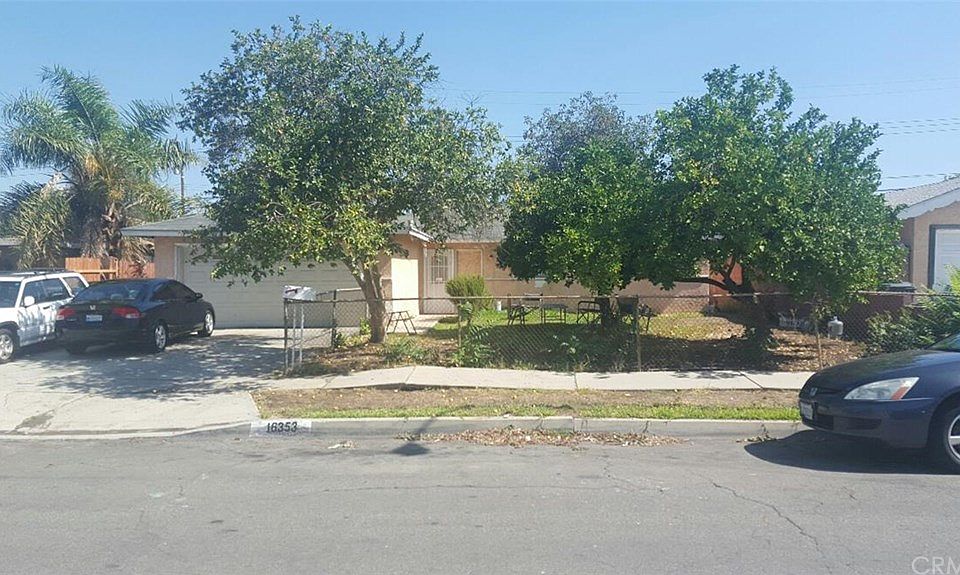 1st image of 16353 Glenhope Dr