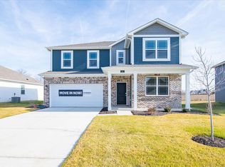 121 Hunters Ridge Dr, Danville, IN 46122